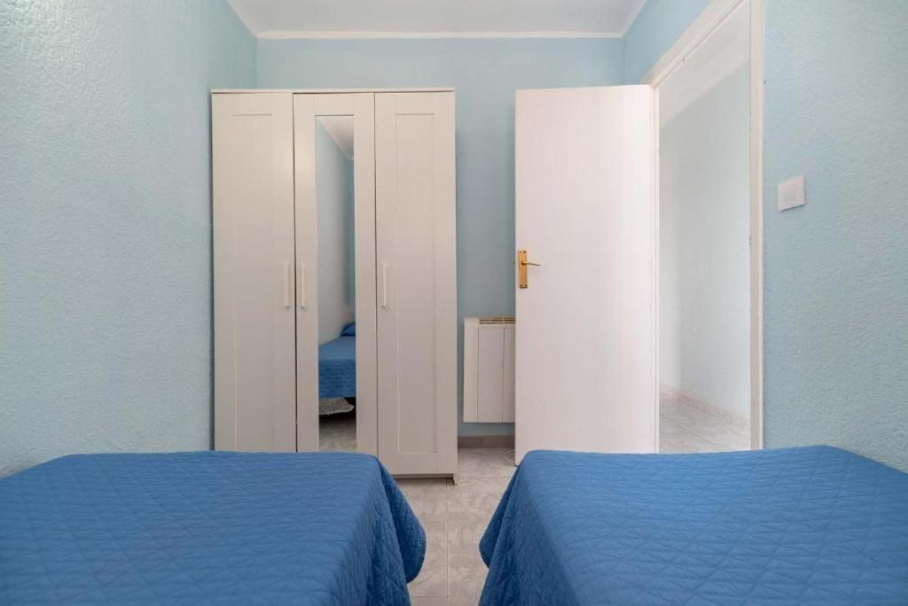 Apartamentos Denis Castelldefels Eksteriør billede