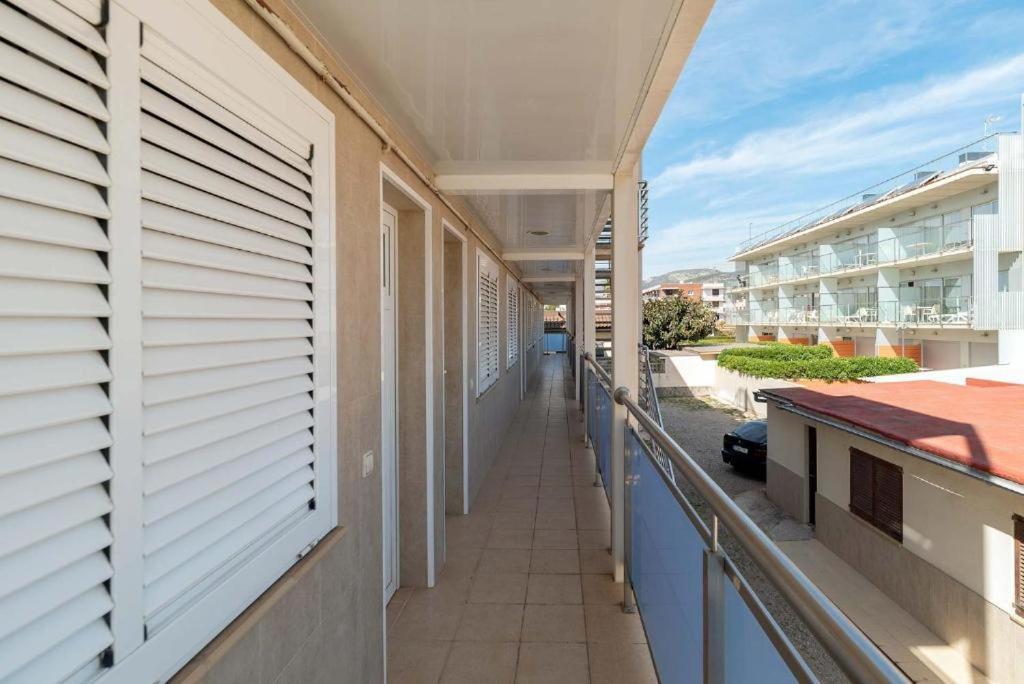 Apartamentos Denis Castelldefels Eksteriør billede